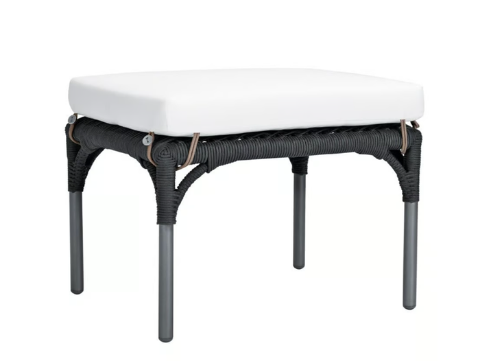 garden-footstool-janus-et-cie-462470-rel9fafc607.jpg